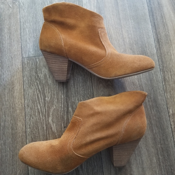 Steve Madden Philip Brown Suede Ankle Booties Size 9.5 - Picture 2 of 10
